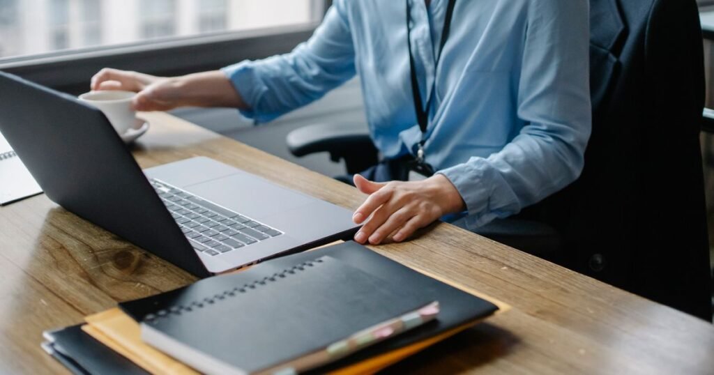 How to Turn Website Visitors Into Booked Therapy Sessions